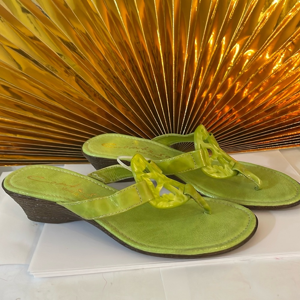 Contessa  Italian Green sandals sz 8 1/2